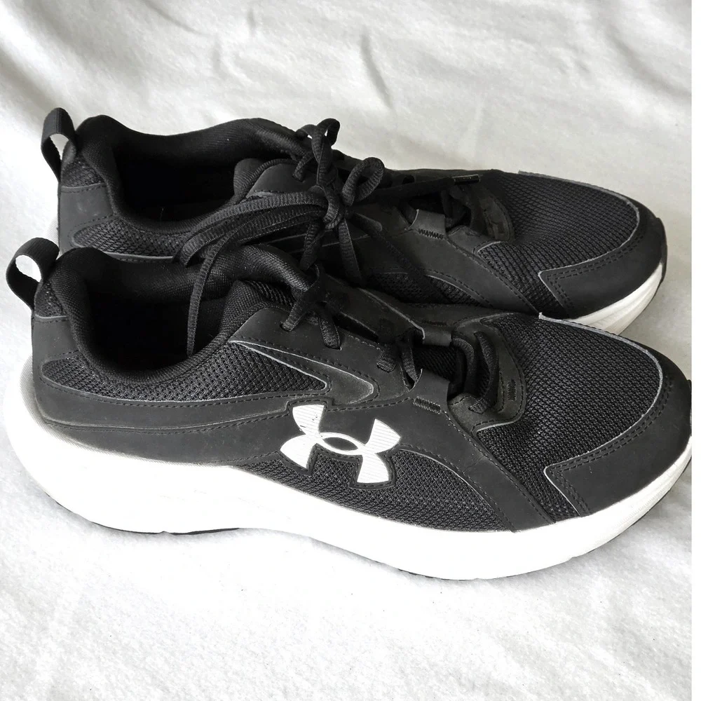 Under Armour Charged Assert 9 Mens Running Shoes Black White 4E Wide 3024852-001
